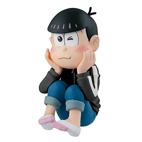 Osomatsu-san - Matsuno Todomatsu - Nade Nade Muttsu-ko Vol.3 - World Collectable Figure - Black Jersey ver. (Avex Pictures, Banpresto)